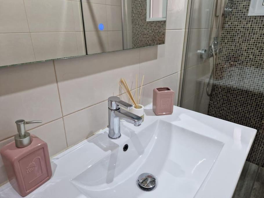 Piso Con Fantastica Ubicacion * Málaga